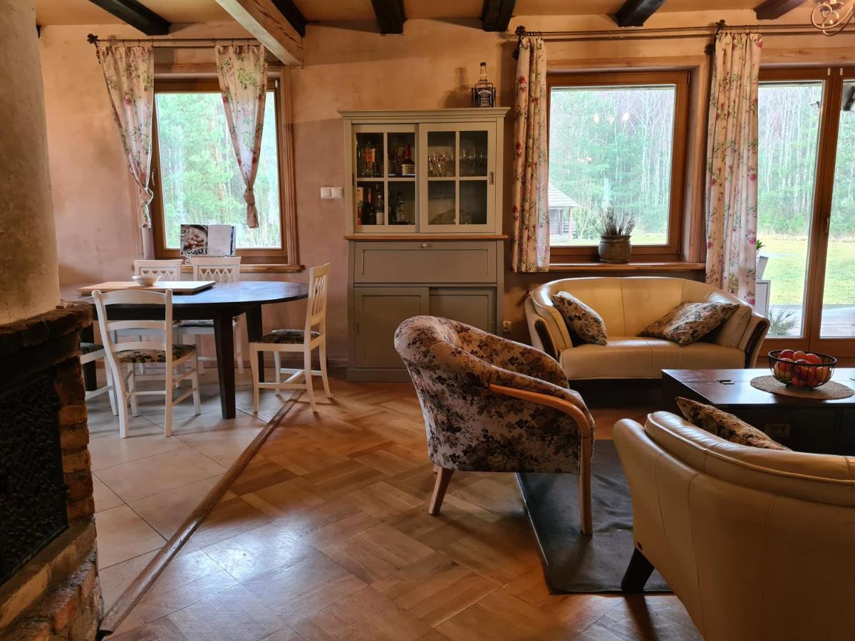 Dworek Ogrodniki: Rustic Retreat with Pool, Sauna, and Lakeside Charm Tuczna Exterior photo